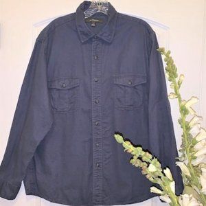 Croft & Barrow Men’s Button Up Two Pocket Shirt